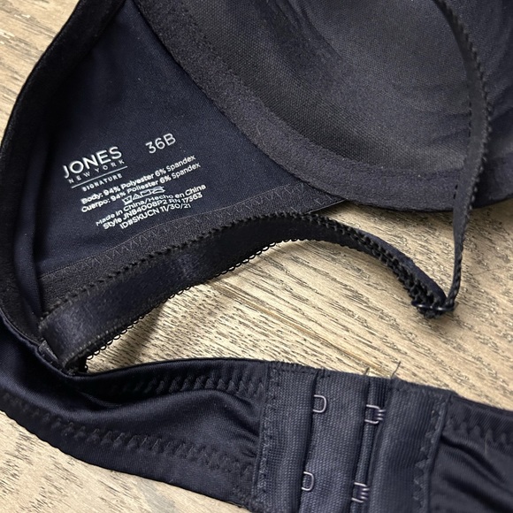 2 Jones New York Everyday Bras - Picture 8 of 11